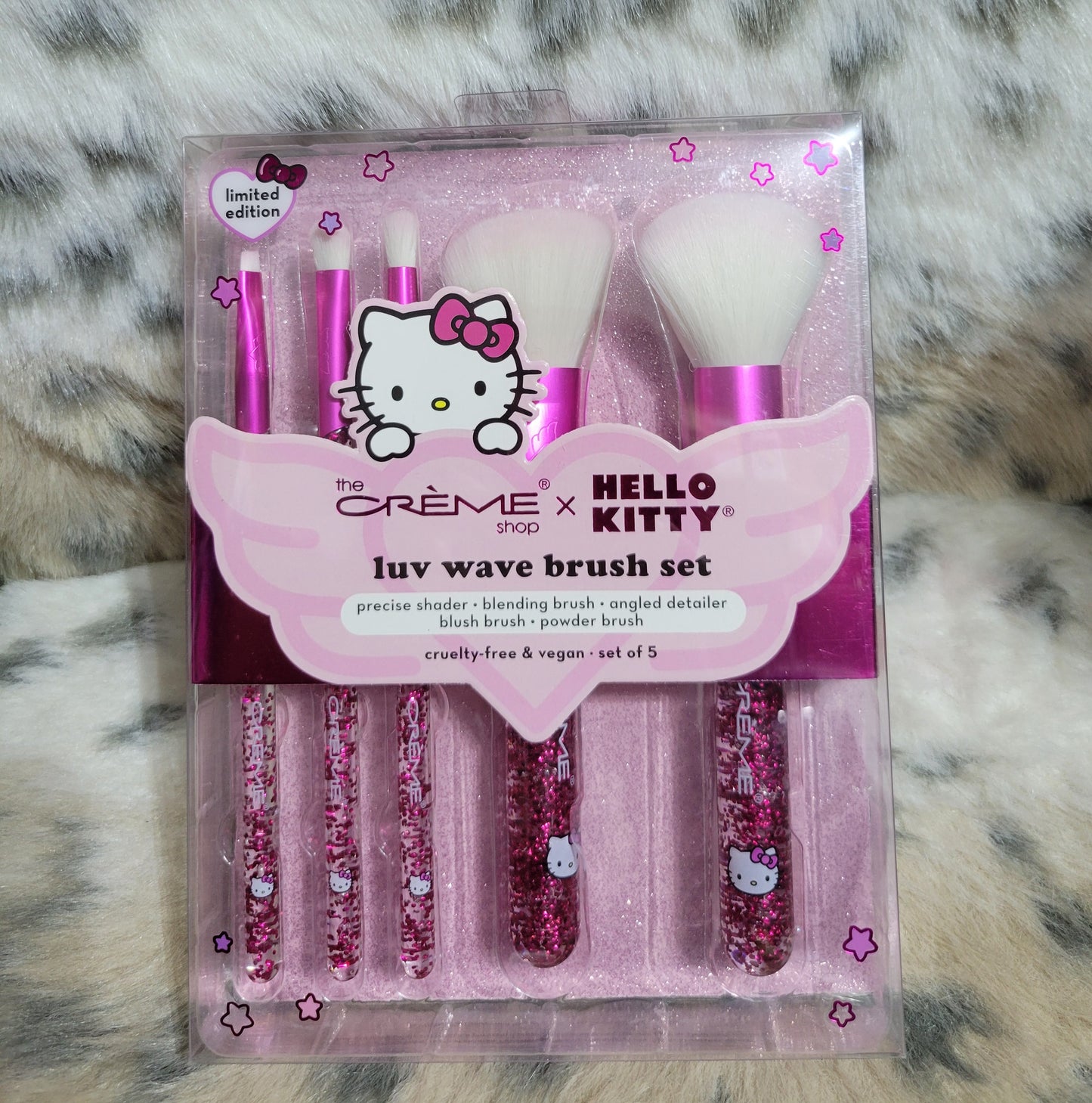Hello kitty makeup brush set