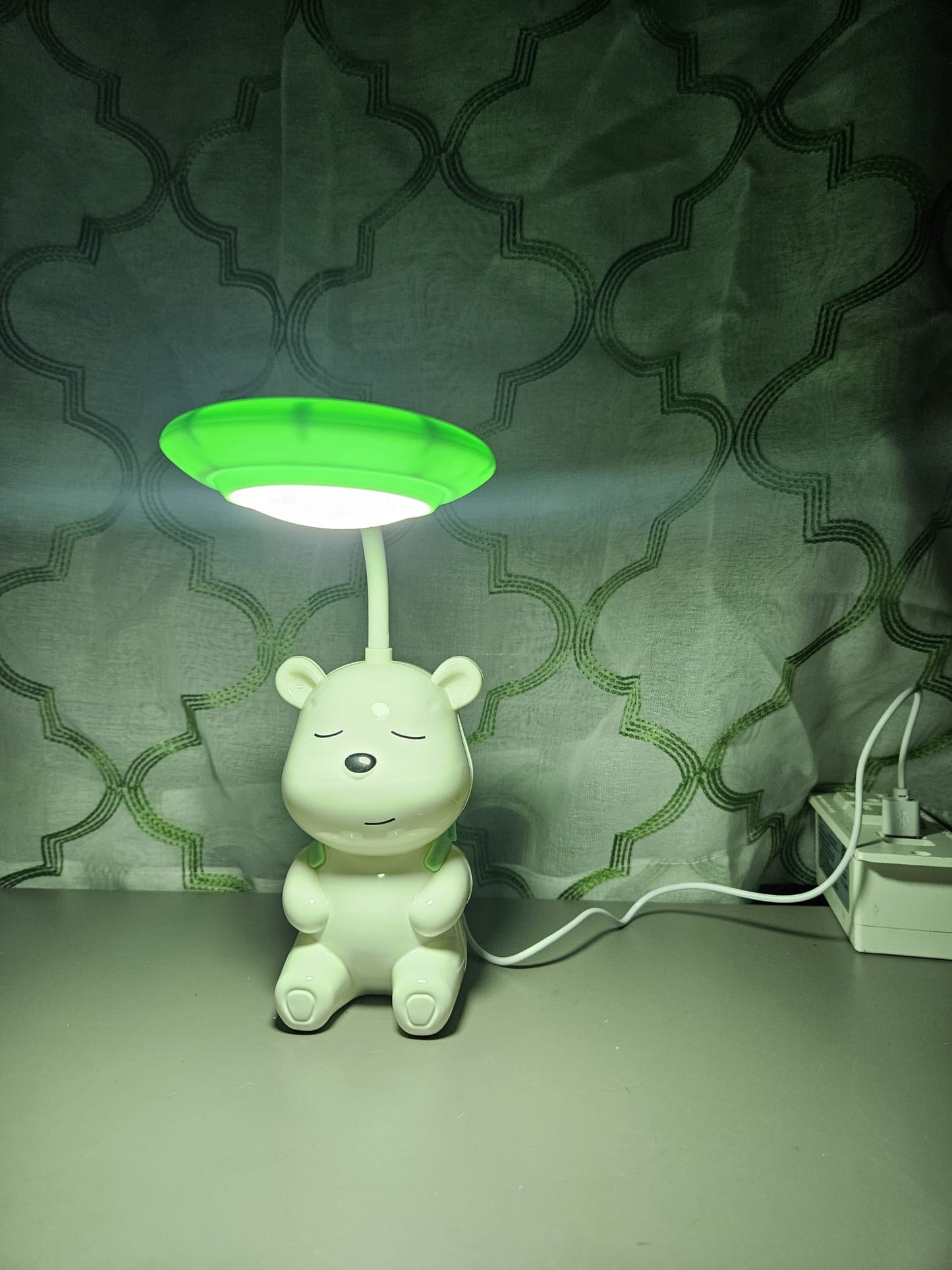 Bear desk lamp