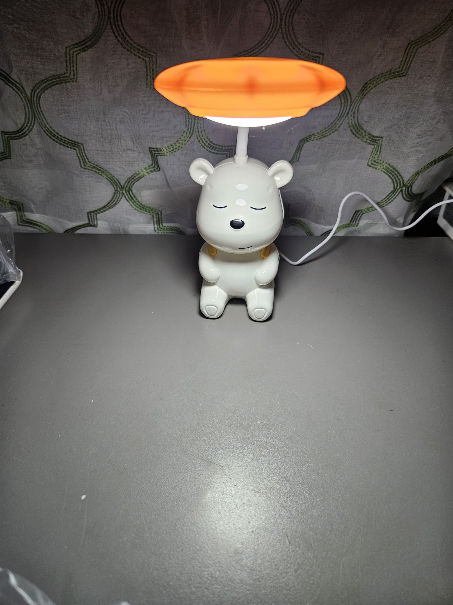 Bear desk lamp