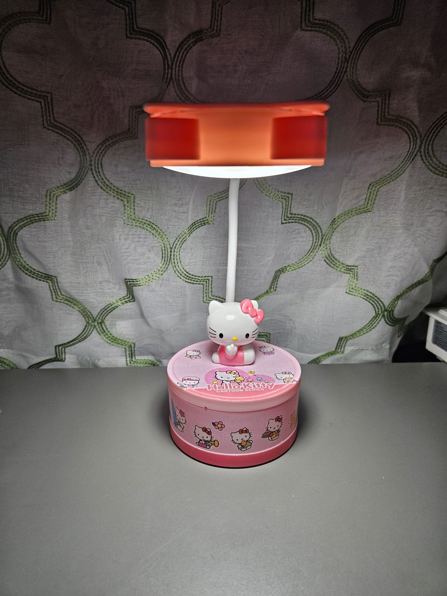 kitty desk lamp