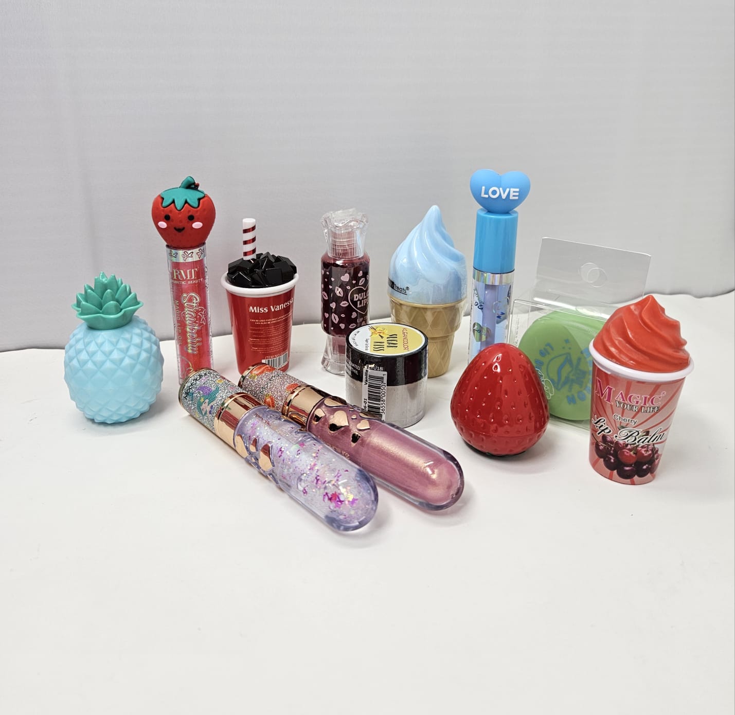 Lippie bundle pack of 12 pieces