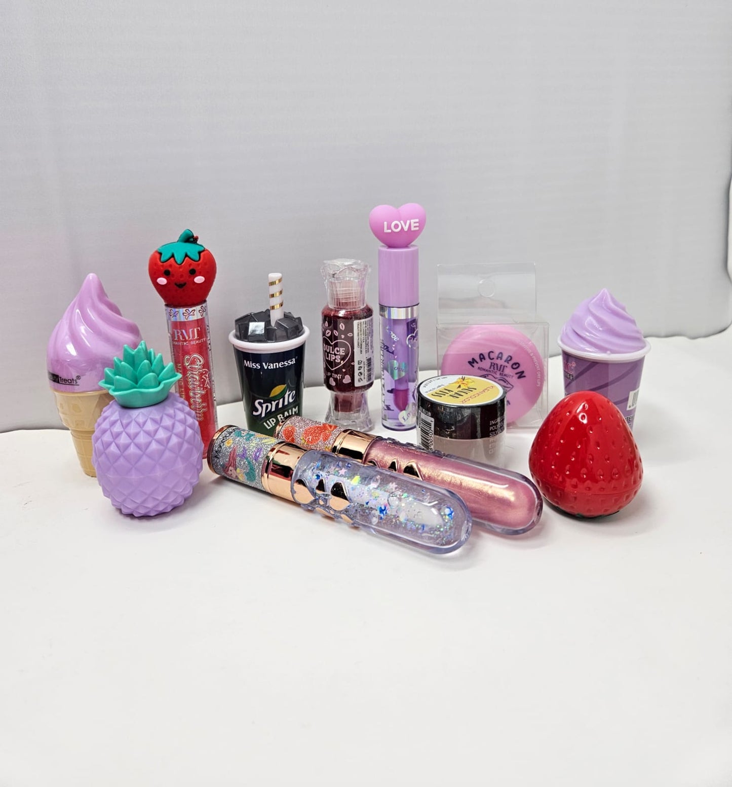 Lippie bundle pack of 12 pieces