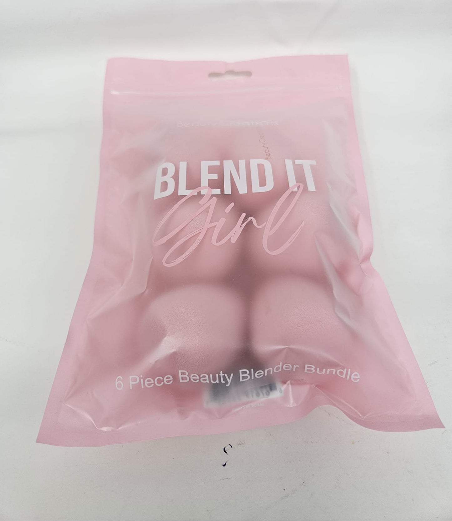 Beauty Creations blend it girl